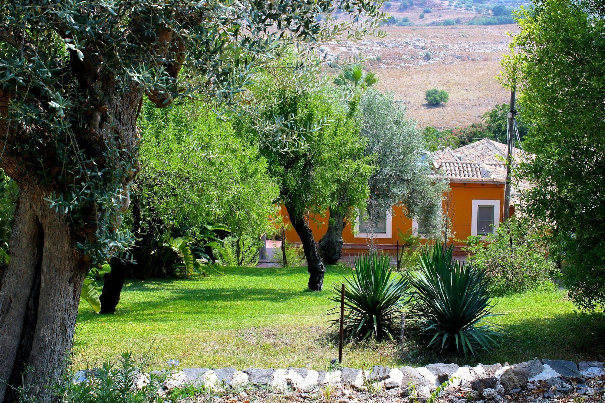 Agriturismo Roccadia Carlentini Exterior photo